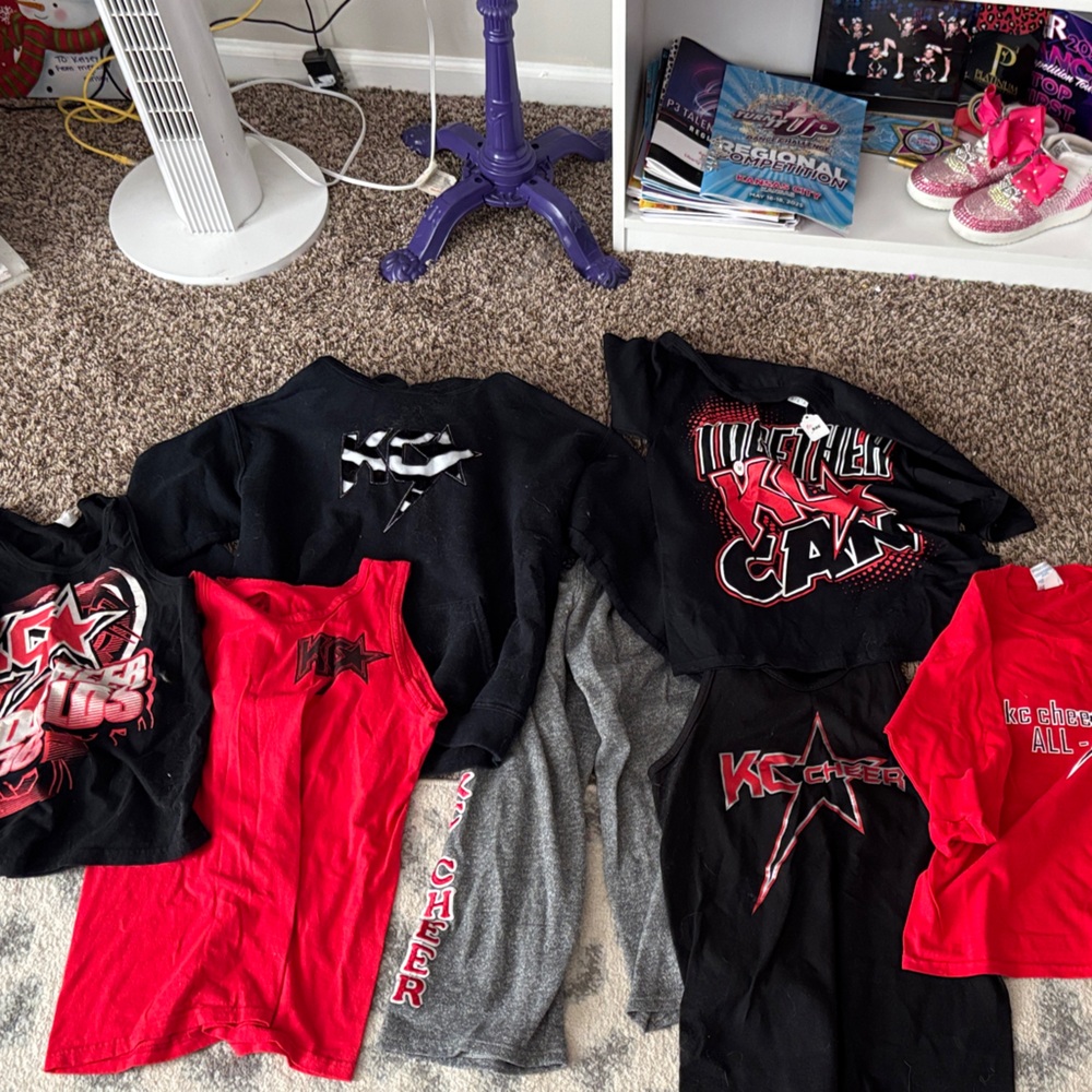 Ym kc cheer lot